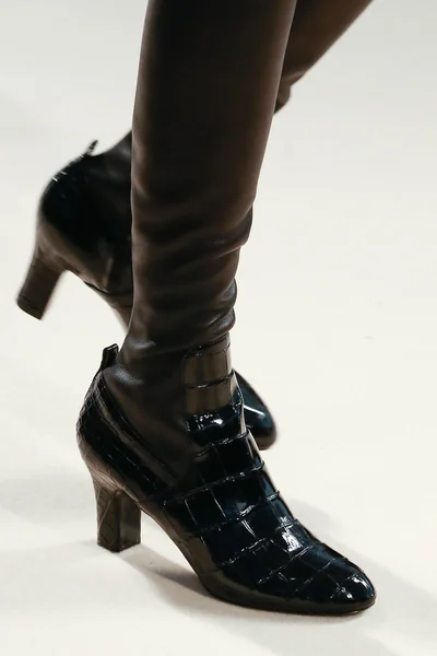Look 2